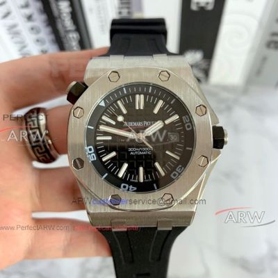 Perfect Replica Audemars Piguet Royal Oak Offshore Diver SS Black Rubber Strap Wristwatch-Audemars 15703